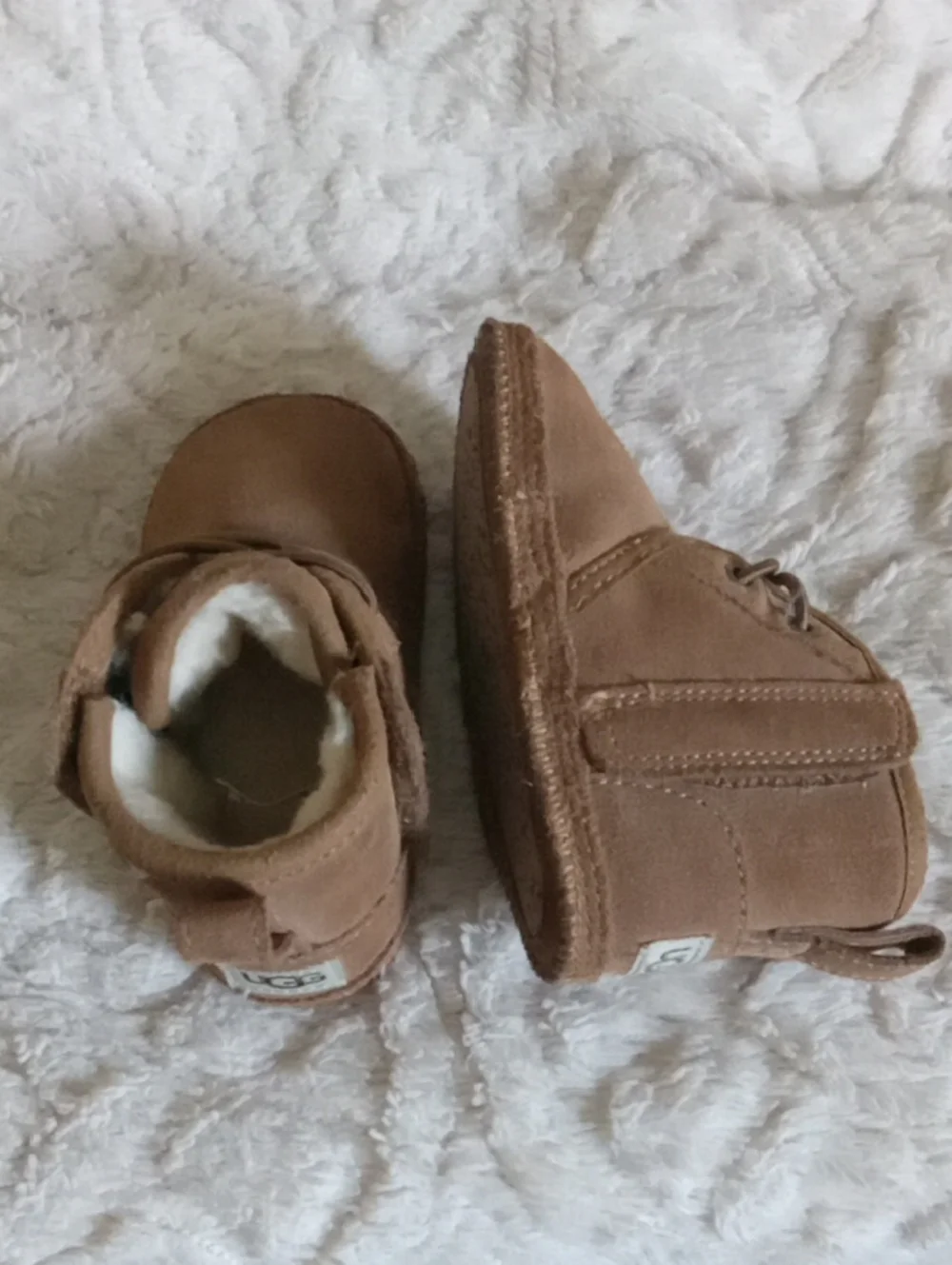 UGG basicly new